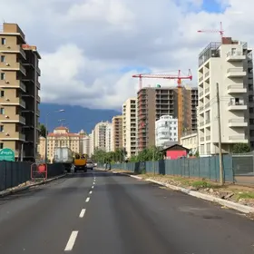 pavimentação na Rua João Vitorino Raposo