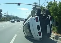 carro capota Santa Rita