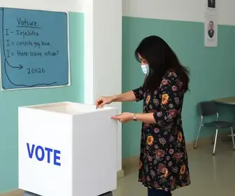 votação no Centro Educacional Santa Terezinha